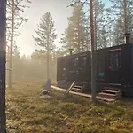 Lapland Landscape With Nature View, Sauna, Fireplace&kitchen, Ylläs, äkäslompolo, Borealis Village Lomamökit *
