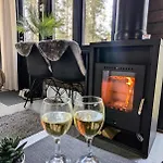 Lapland Landscape With Nature View, Sauna, Fireplace & Kitchen, Yllaes, Aekaeslompolo, Borealis Village Шале Экясломполо