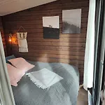 Lapland Landscape With Nature View, Sauna, Fireplace & Kitchen, Yllaes, Aekaeslompolo, Borealis Village