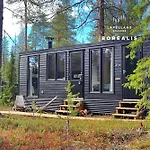 Chalet Lapland Landscape With Nature View, Sauna, Fireplace & Kitchen, Yllaes, Aekaeslompolo, Borealis Village Äkäslompolo