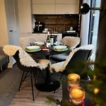Chalet Lapland Landscape With Nature View, Sauna, Fireplace & Kitchen, Yllaes, Aekaeslompolo, Borealis Village
