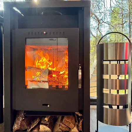 Lapland Landscape With Nature View, Sauna, Fireplace & Kitchen, Yllaes, Aekaeslompolo, Borealis Village Äkäslompolo