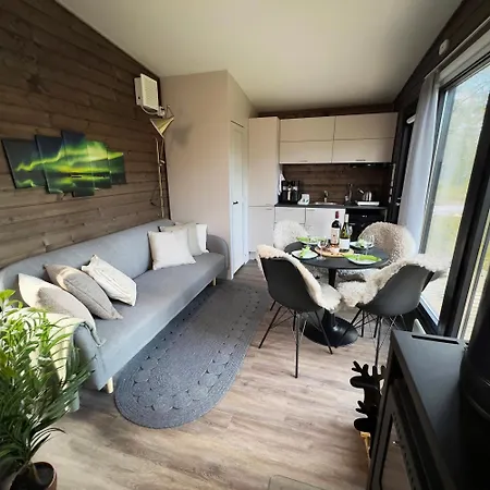 Lapland Landscape With Nature View, Sauna, Fireplace & Kitchen, Yllaes, Aekaeslompolo, Borealis Village * Äkäslompolo