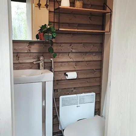 Lapland Landscape With Nature View, Sauna, Fireplace & Kitchen, Yllaes, Aekaeslompolo, Borealis Village * Äkäslompolo