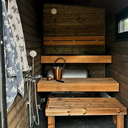 Borealis Village Xxl |sauna|wifi|yllaes|aurora Äkäslompolo