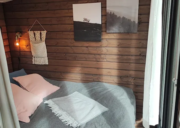 Lapland Landscape With Nature View, Sauna, Fireplace & Kitchen, Yllaes, Aekaeslompolo, Borealis Village